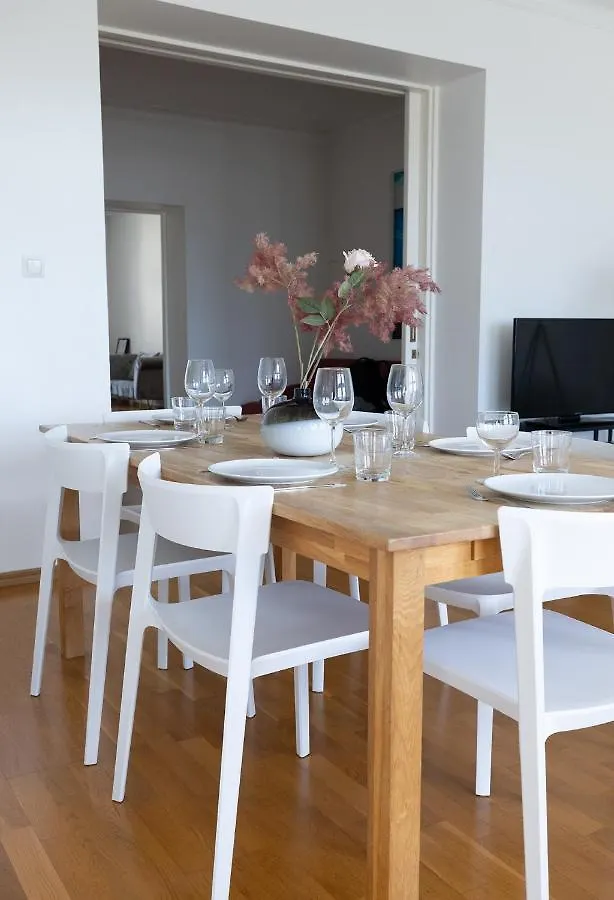 2Ndhomes Stunning Top Floor Residence With Sauna And Balcony Helsinki 0*,  Finlandiya